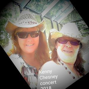 Meet your Posher, Crystal n